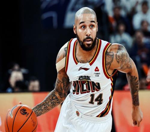 布莱顿球迷,点球判罚争,金钱诱惑裁,开云体育,开云体育官网,开云体育app,开云体育平台,KAIYUN,SPORTS,kaiyun登录入口